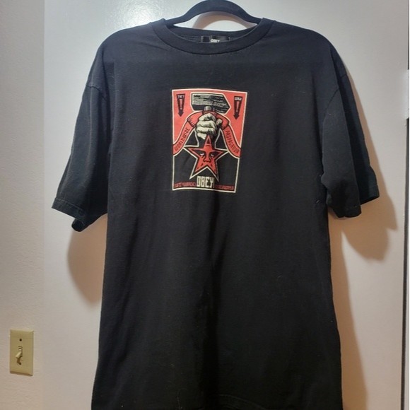 Obey Propaganda Men's T-Shirt Size Medium - Picture 1 of 6